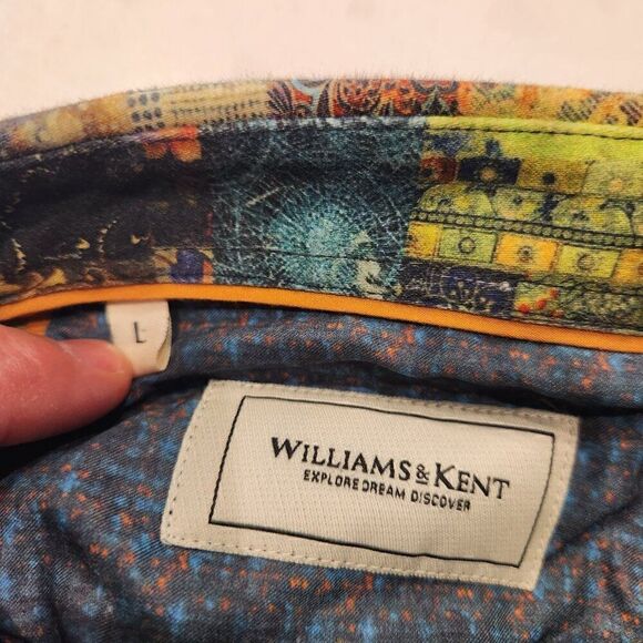 Williams and Kent mens long sleeved button down shirt. Size L. - Picture 5 of 5